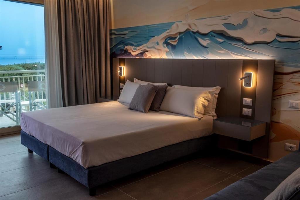 Riviera Del Sole Hotel Resort Spa Пирайно Екстериор снимка