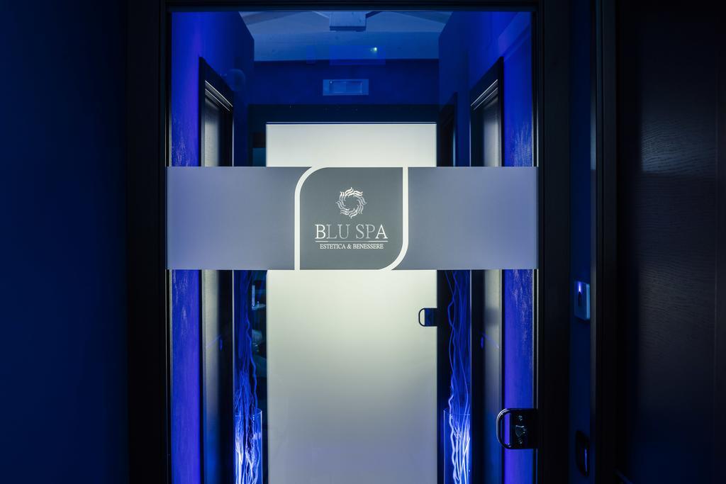 Riviera Del Sole Hotel Resort Spa Пирайно Екстериор снимка