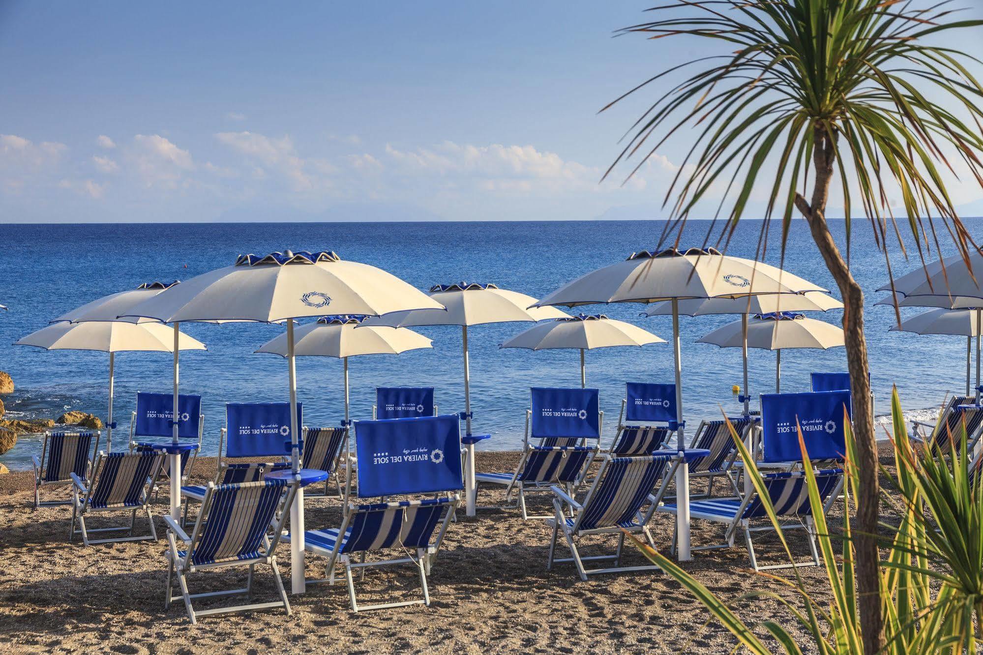 Riviera Del Sole Hotel Resort Spa Пирайно Екстериор снимка